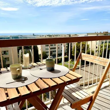 Joli 2 Pieces - Proche Aeroport - Terrasse Vue 아파트 *