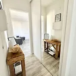 Joli 2 Pieces - Proche Aeroport - Terrasse Vue * Nice